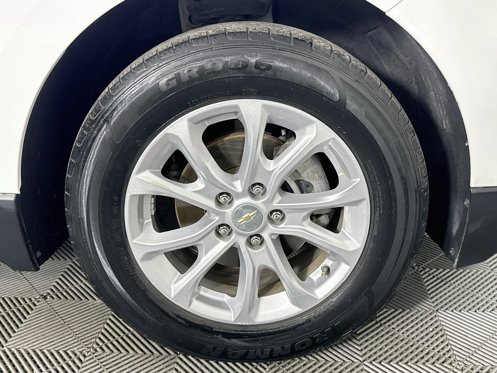 Used 2021 Chevrolet Equinox LT FWD image 55
