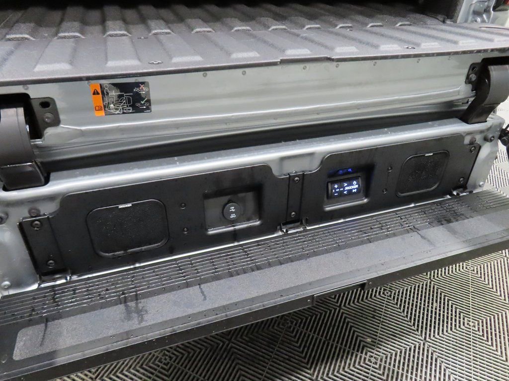 Used 2025 GMC Sierra 1500 Denali Ultimate AWD/4WD image 46