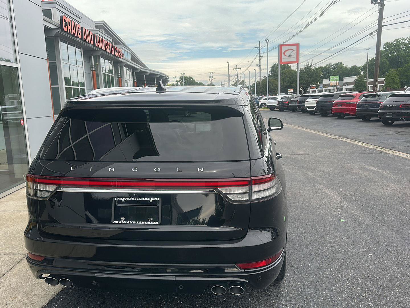 Used 2021 Lincoln Aviator Reserve w/ Equipment Group 208A AWD/4WD image 4