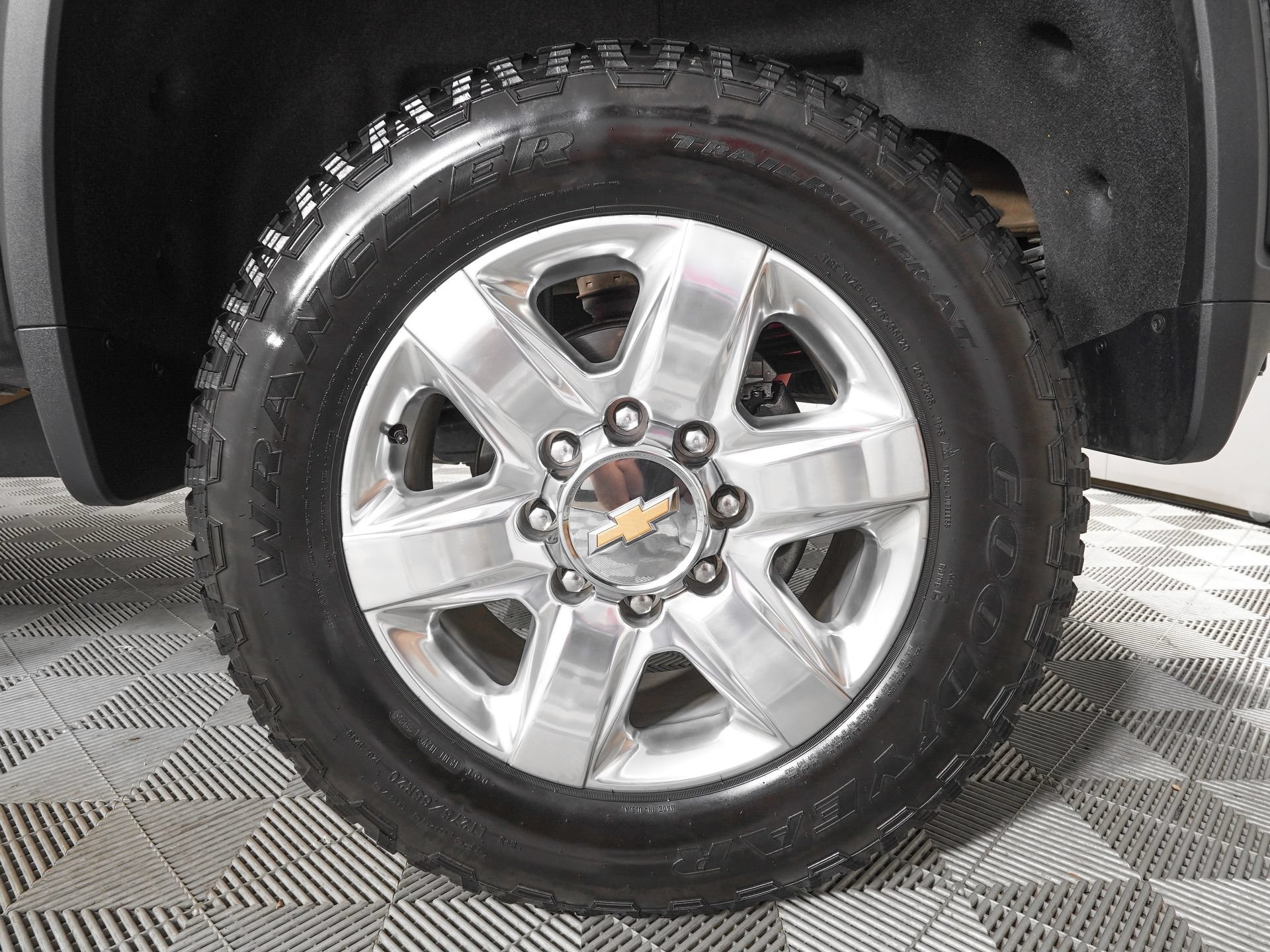 Used 2021 Chevrolet Silverado 2500 LTZ w/ LTZ Premium Package AWD/4WD image 29