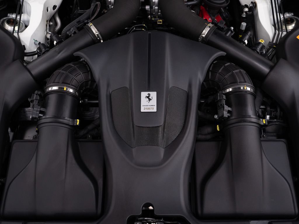Used 2025 Ferrari Roma Spider RWD image 47