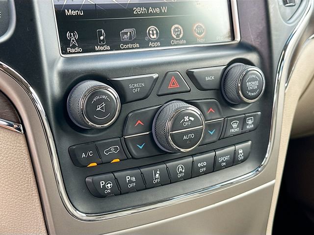 Used 2017 Jeep Grand Cherokee Limited w/ Jeep Active Safety Group image 16