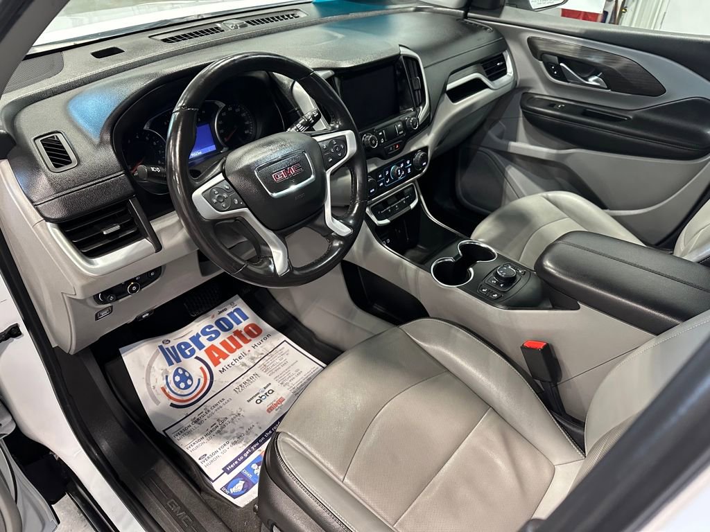 Used 2022 GMC Terrain SLT image 15