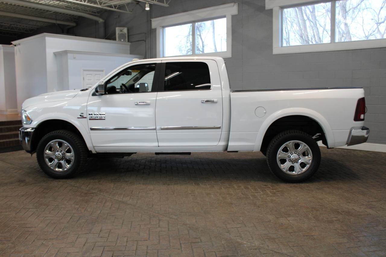 Used 2014 RAM 3500 Laramie w/ Convenience Group image 4