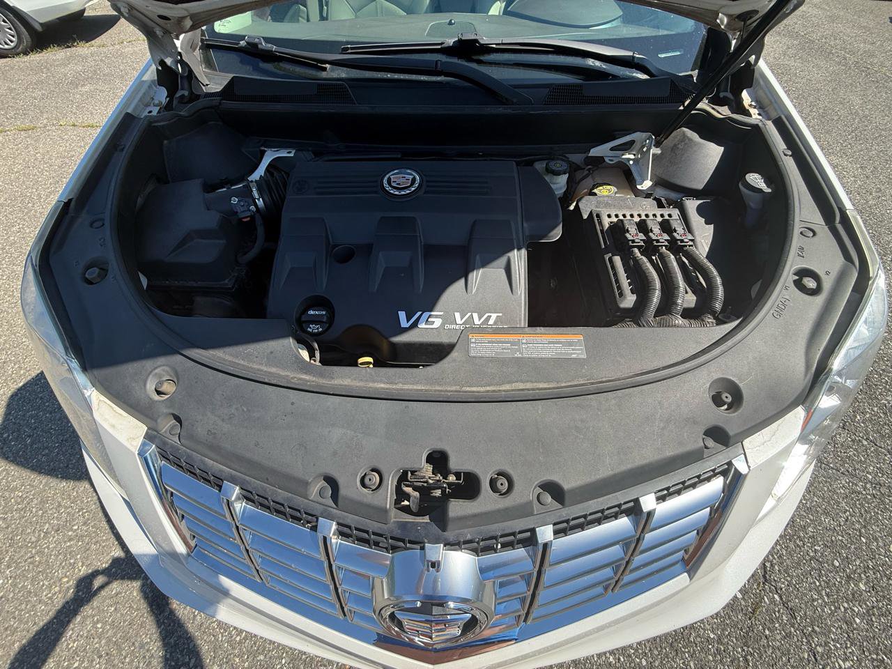 Used 2015 Cadillac SRX Luxury FWD image 29
