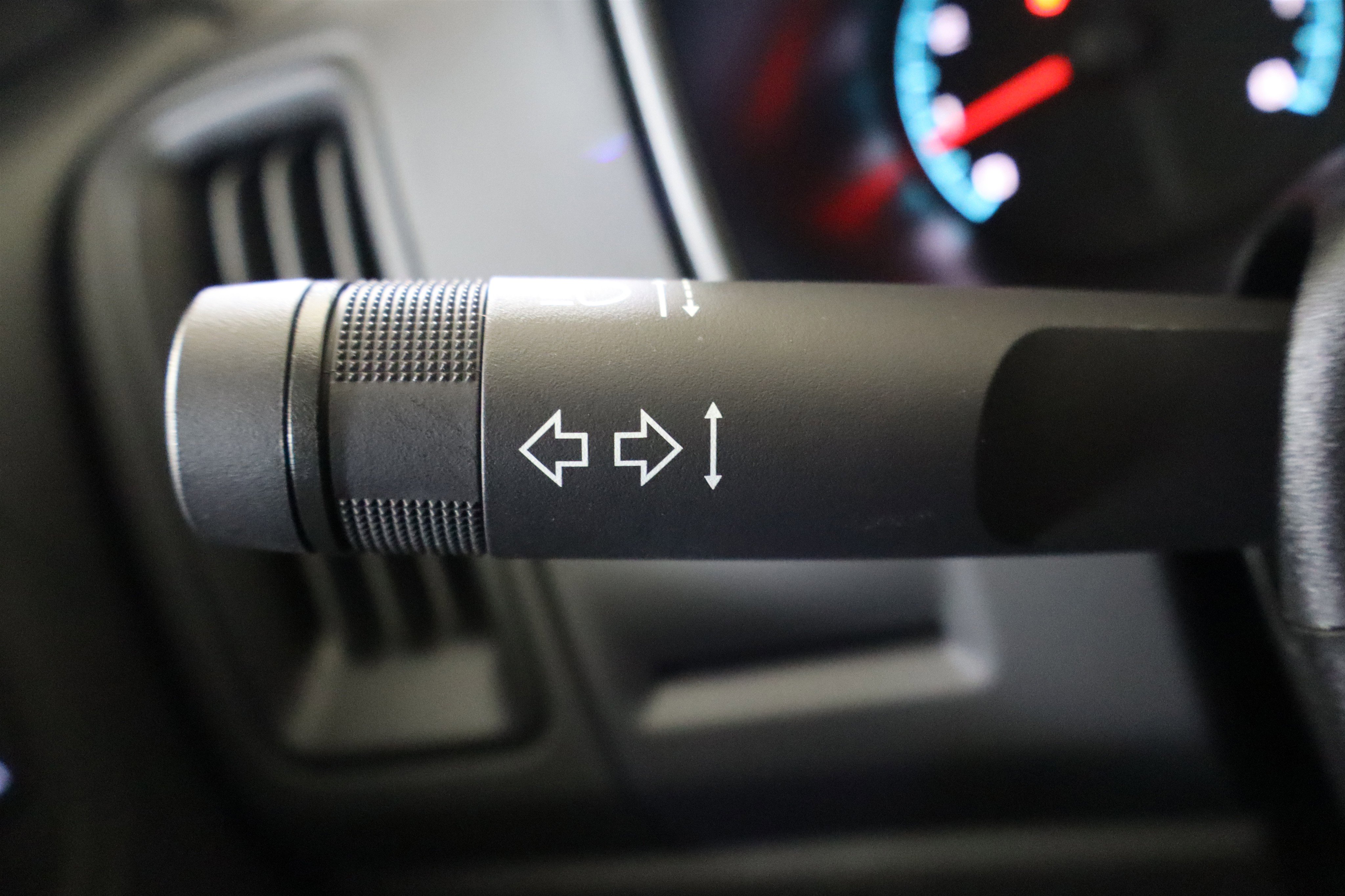 Used 2022 Chevrolet Colorado LT w/ LT Convenience Package image 30