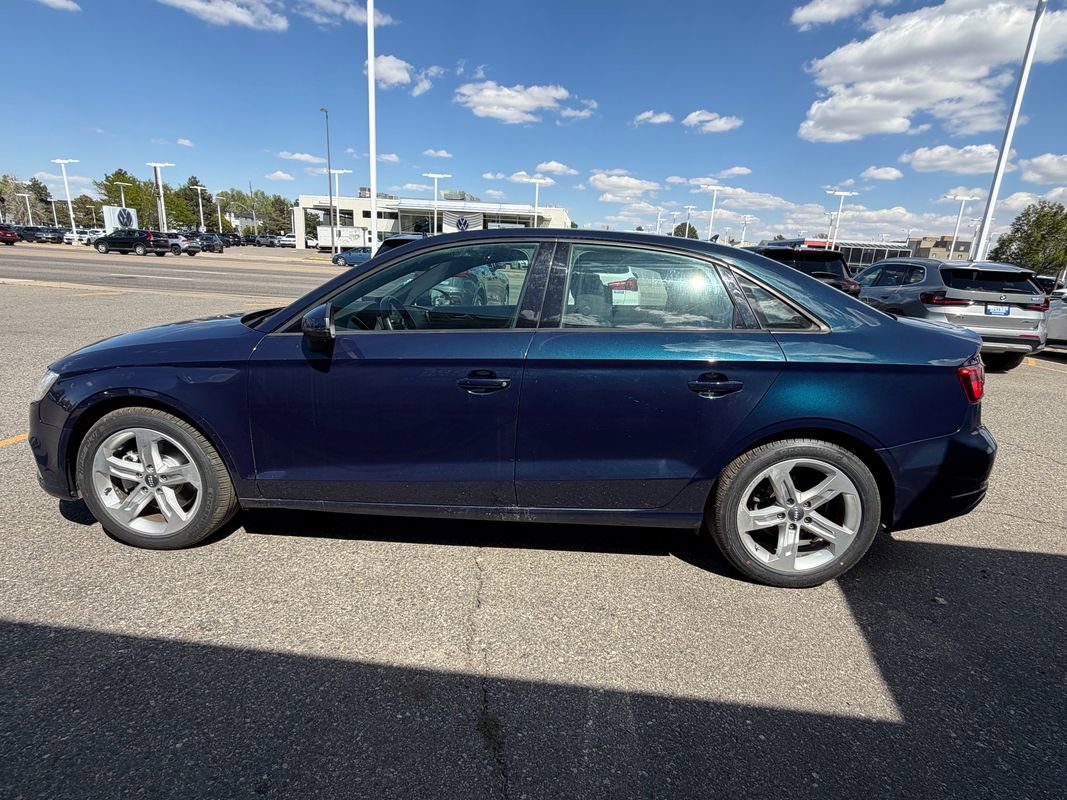 Used 2018 Audi A3 2.0T Premium FWD image 38
