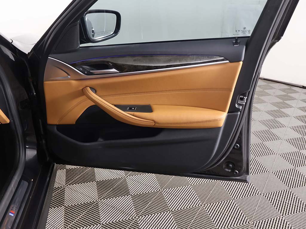 Used 2023 BMW 530i xDrive w/ M Sport Package image 24