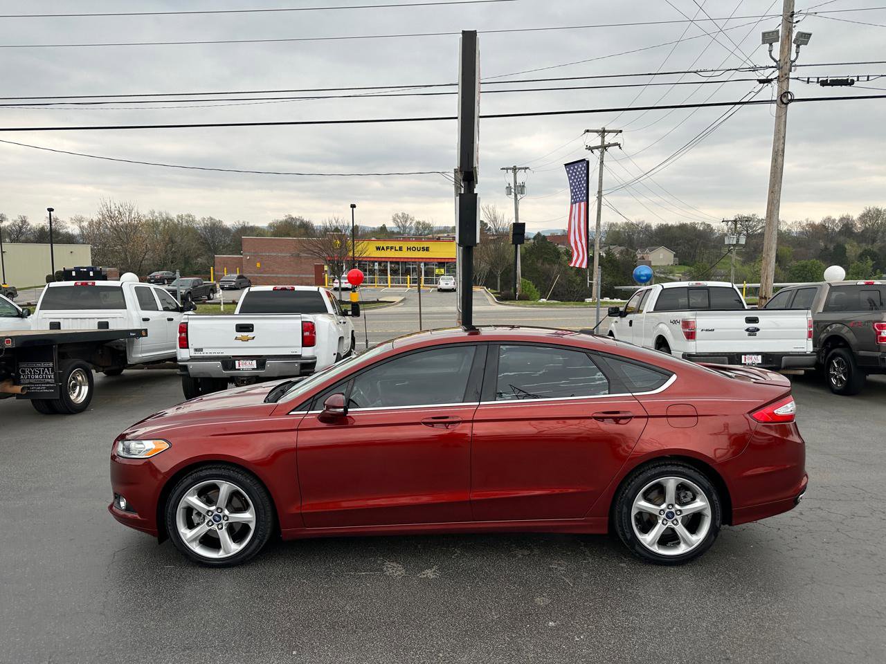 Used 2014 Ford Fusion SE image 1