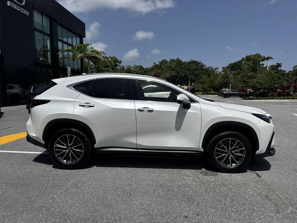 Used 2024 Lexus NX 250 FWD image 5
