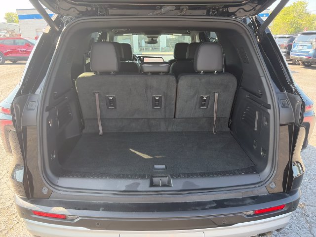 Used 2026 Chevrolet Traverse LT FWD image 22
