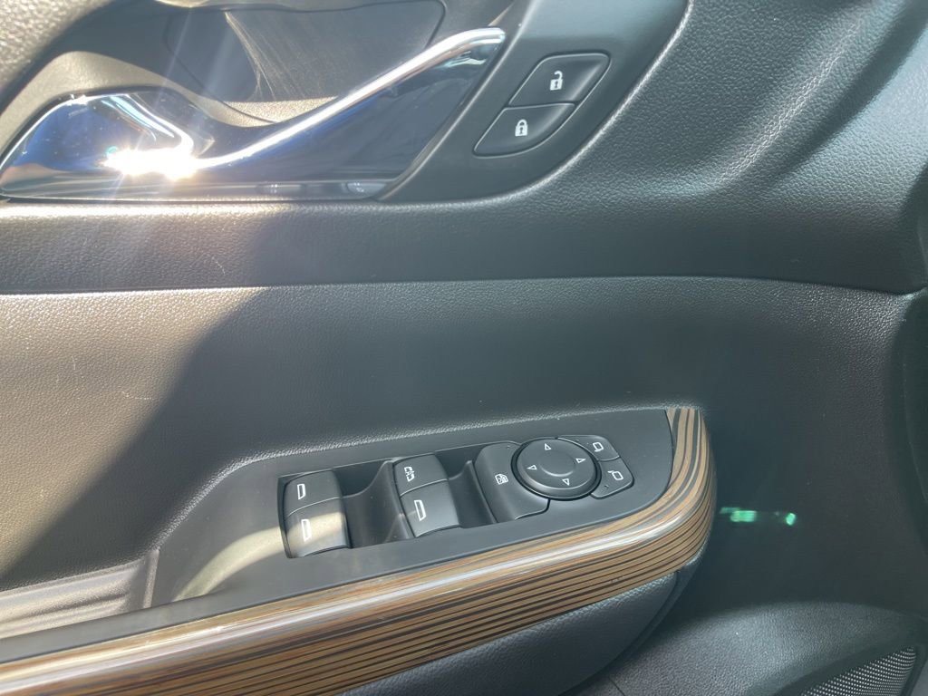 Certified 2023 GMC Acadia SLE w/ Driver Convenience Package image 36