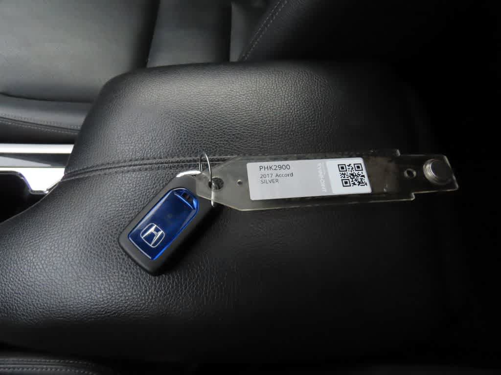Used 2017 Honda Accord EX-L image 27