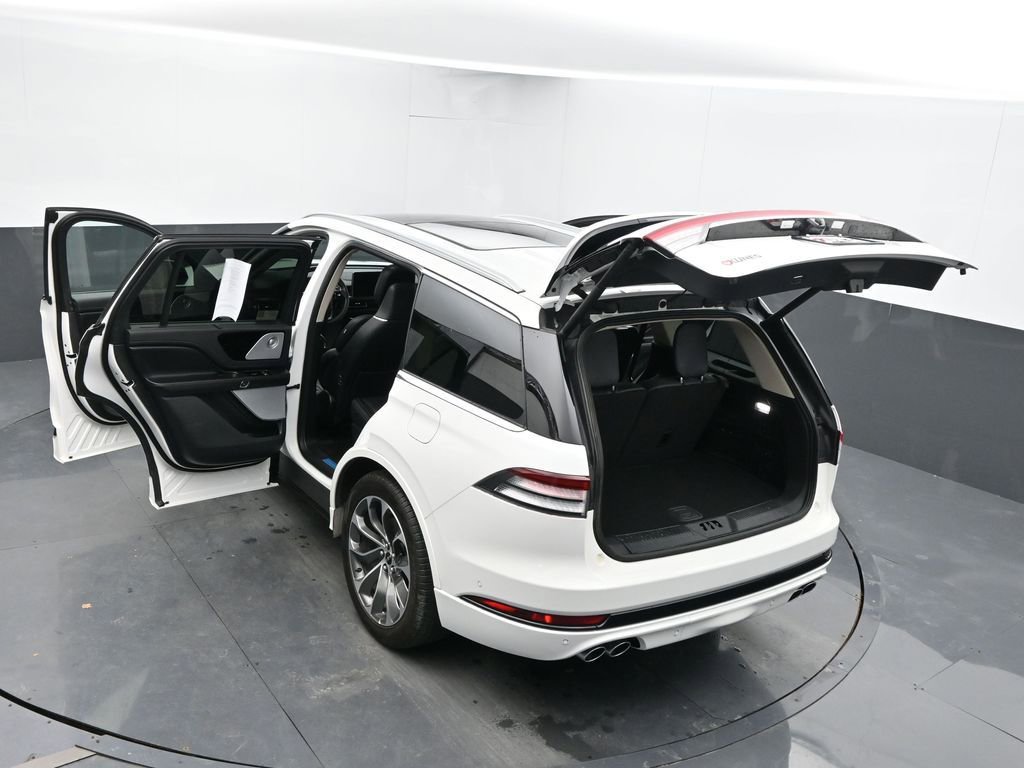 Used 2021 Lincoln Aviator Grand Touring w/ Equipment Group 302A image 70
