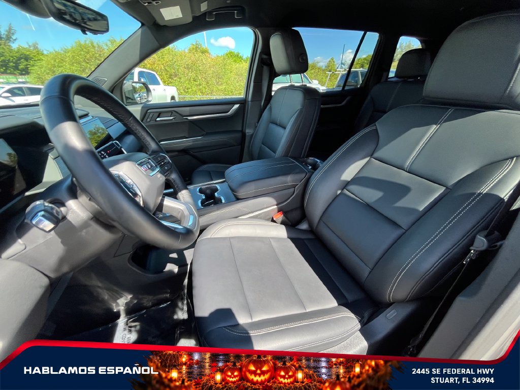 Used 2026 GMC Acadia Elevation w/ Elevation Premium Package FWD image 10