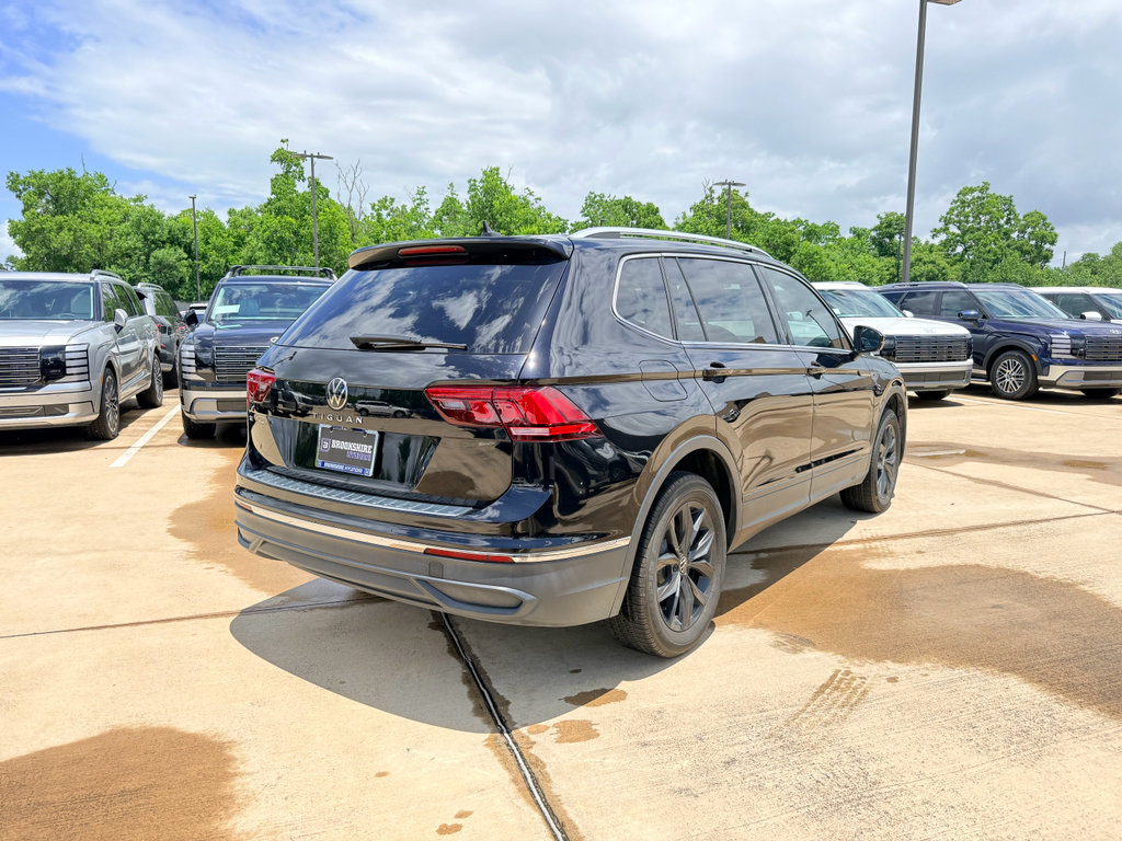Used 2024 Volkswagen Tiguan Wolfsburg Edition FWD image 5