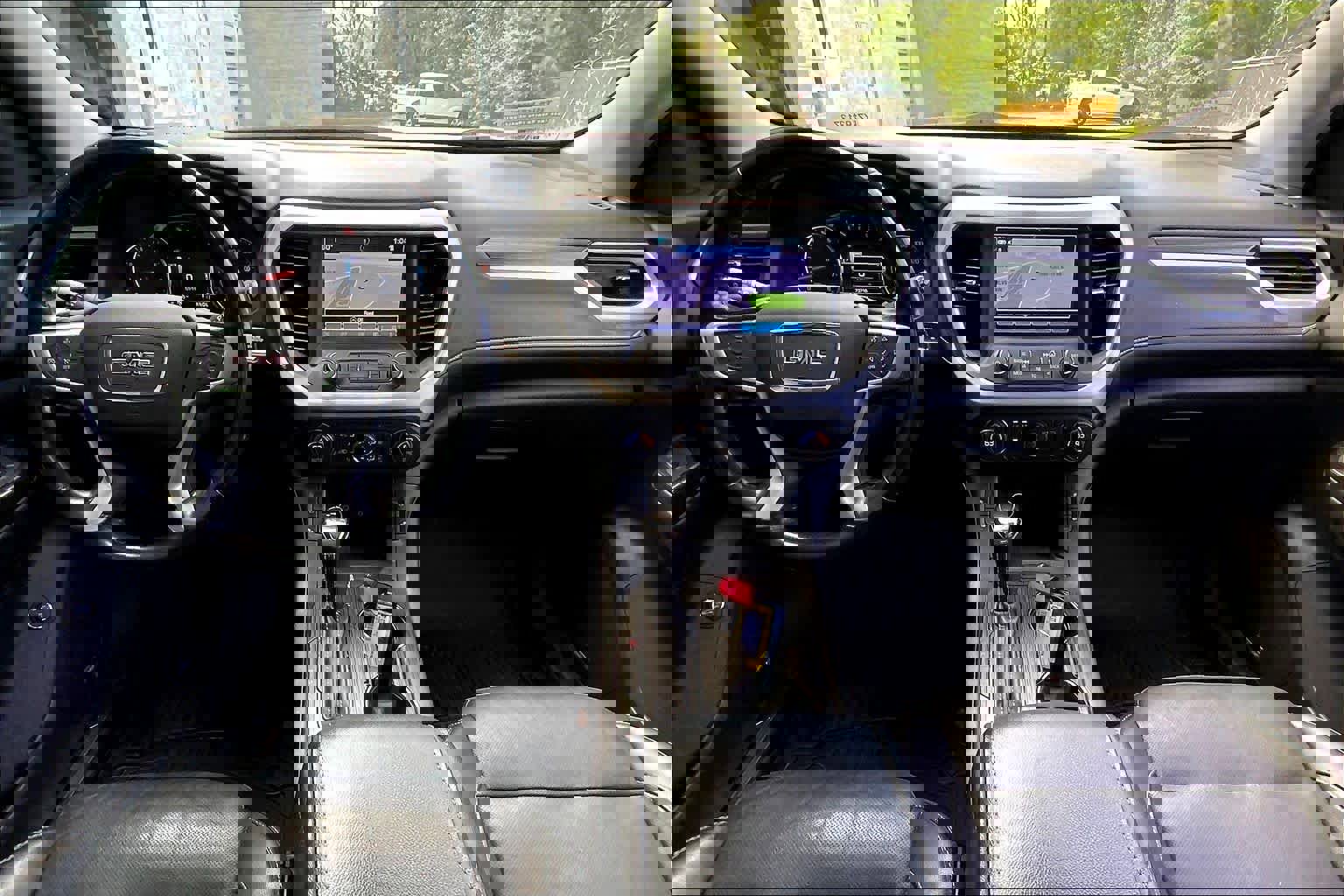 Used 2019 GMC Acadia SLT w/ Black Edition image 15