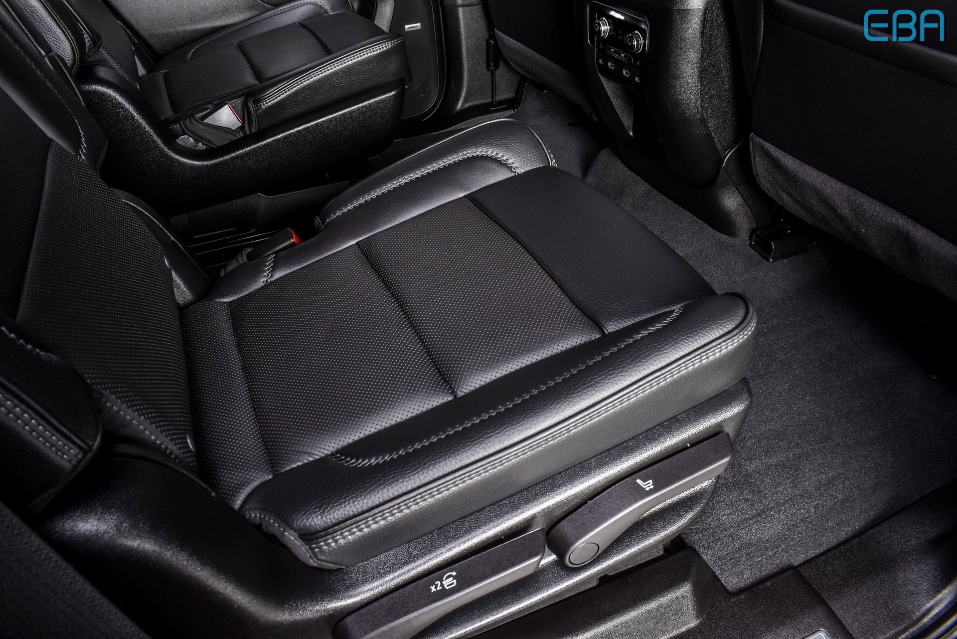 Used 2023 GMC Yukon Denali image 22