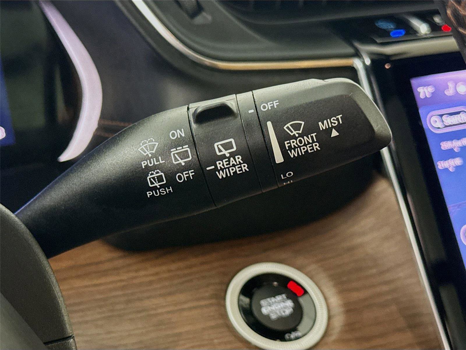 Used 2022 Jeep Grand Cherokee Summit w/ Luxury Tech Group V image 6