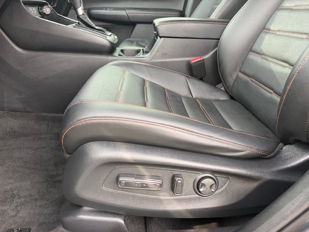 Used 2025 Honda CR-V Sport Touring image 11
