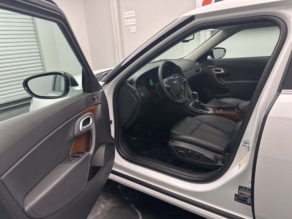 Used 2011 Saab 9-5 Turbo4 image 4