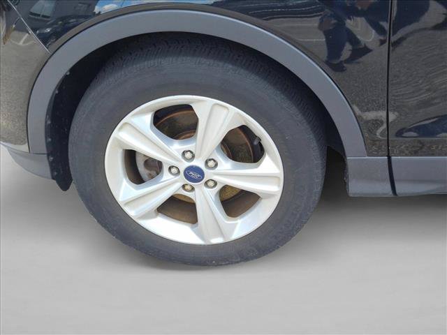 Used 2016 Ford Escape SE w/ Equipment Group 201A FWD image 11