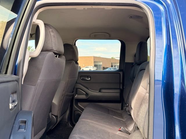 Used 2023 Nissan Frontier SV w/ Tow Package RWD image 18