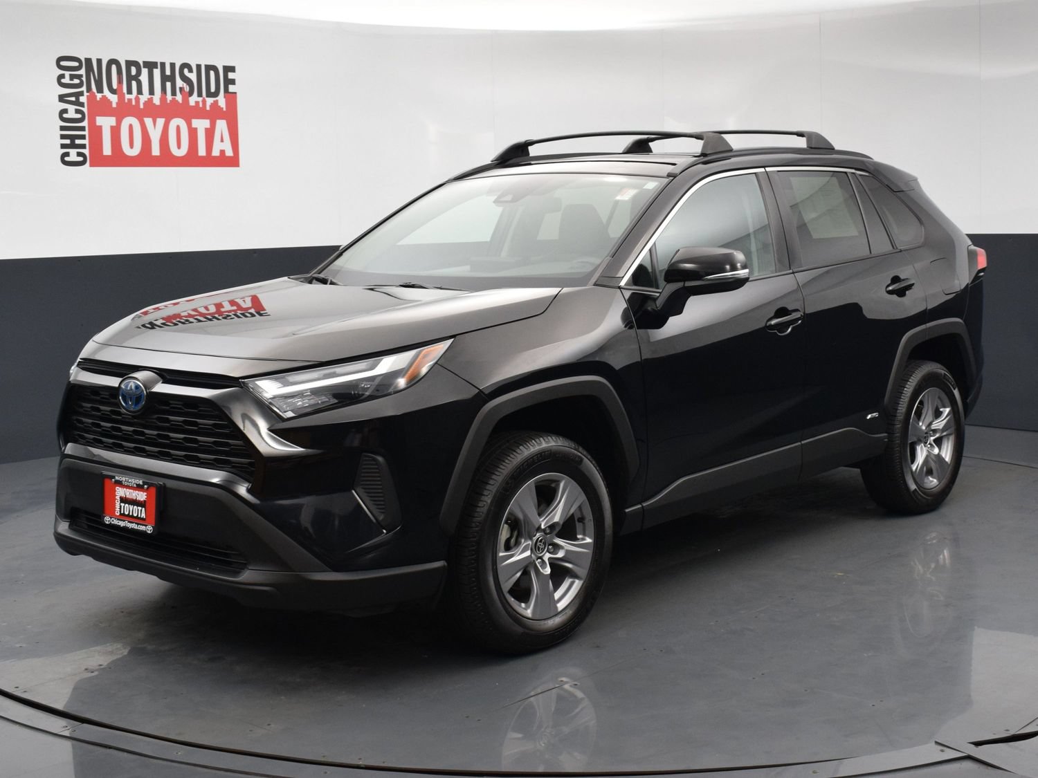 Used 2022 Toyota RAV4 XLE w/ Convenience Package AWD/4WD image 8