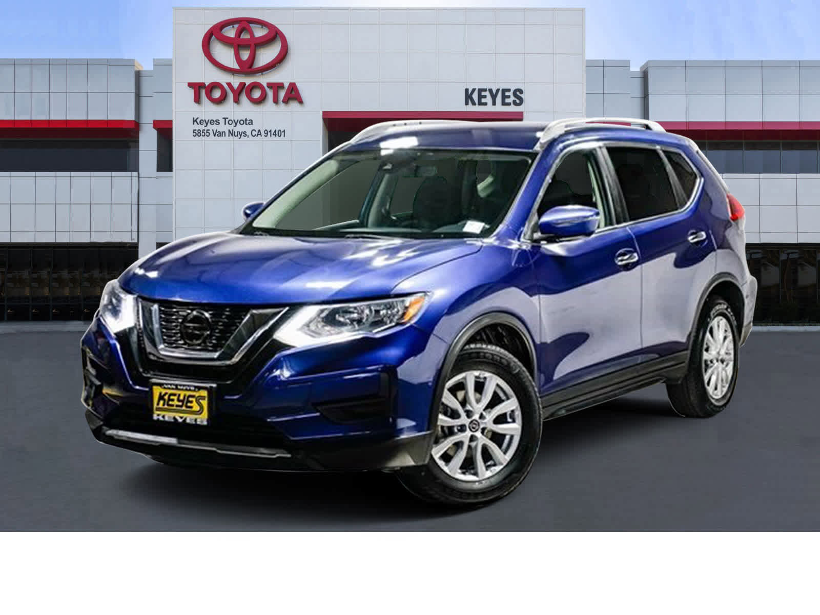 Used 2020 Nissan Rogue SV image 1