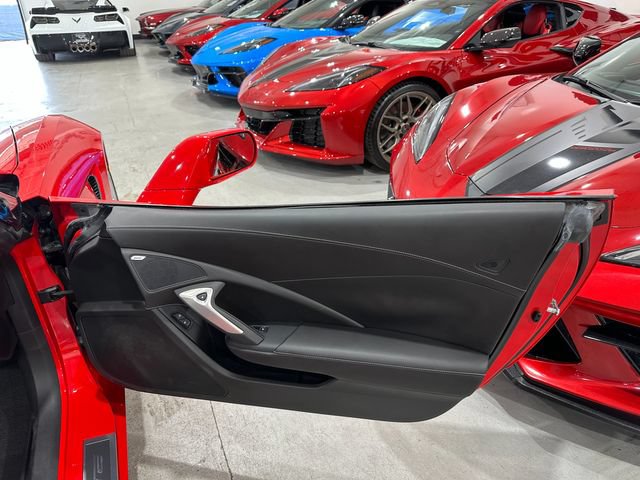 Used 2014 Chevrolet Corvette Stingray Convertible w/ 3LT Preferred Equipment Group RWD image 15