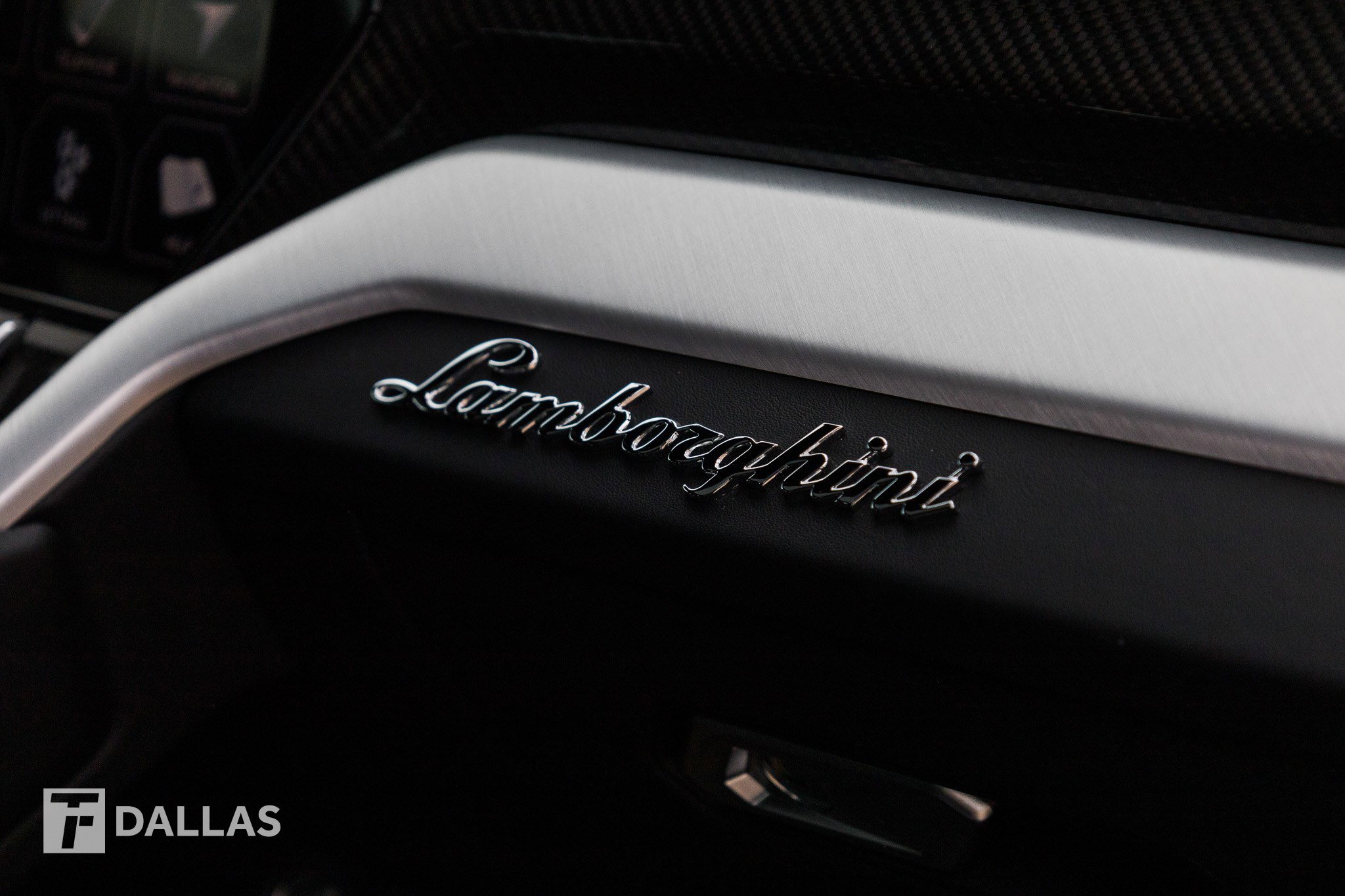 Used 2020 Lamborghini Urus image 42