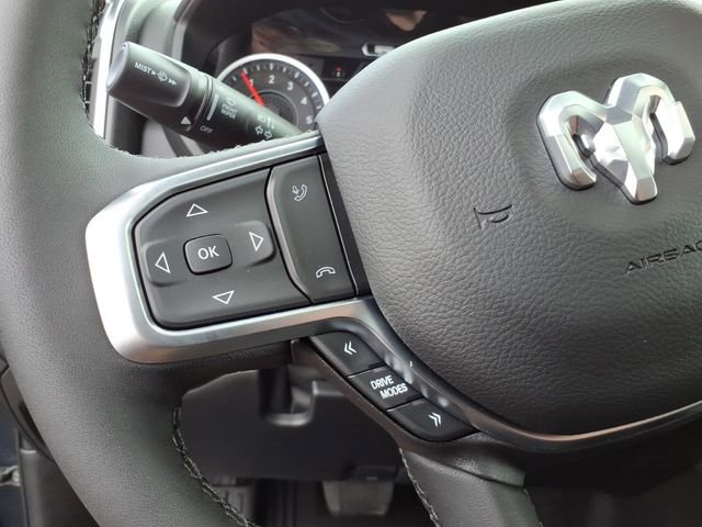 New 2026 RAM 1500 4x4 Crew Cab image 10