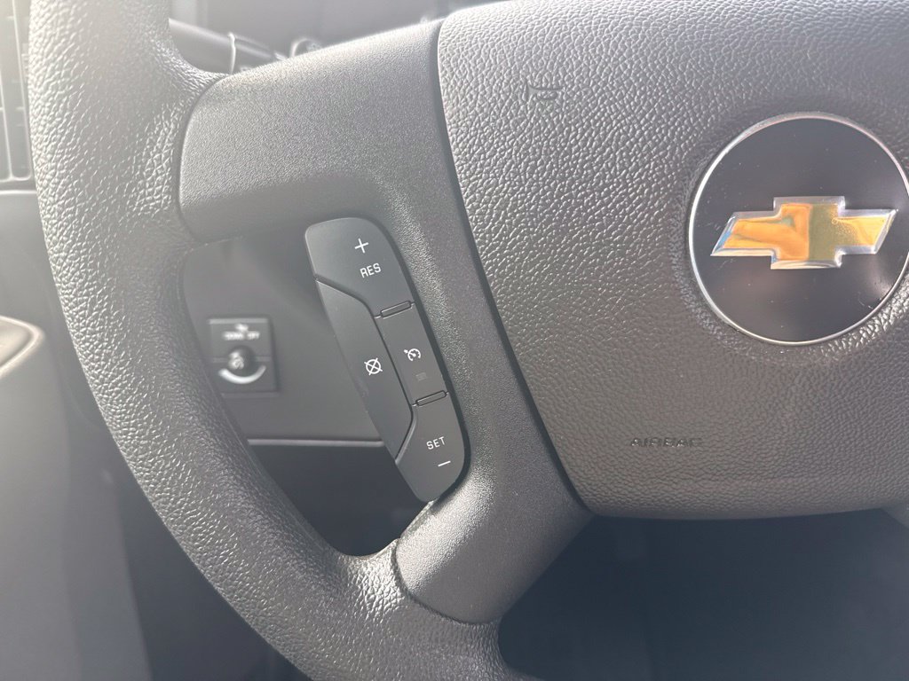 Used 2025 Chevrolet Express 3500 LT w/ LT Preferred Equipment Group RWD image 21