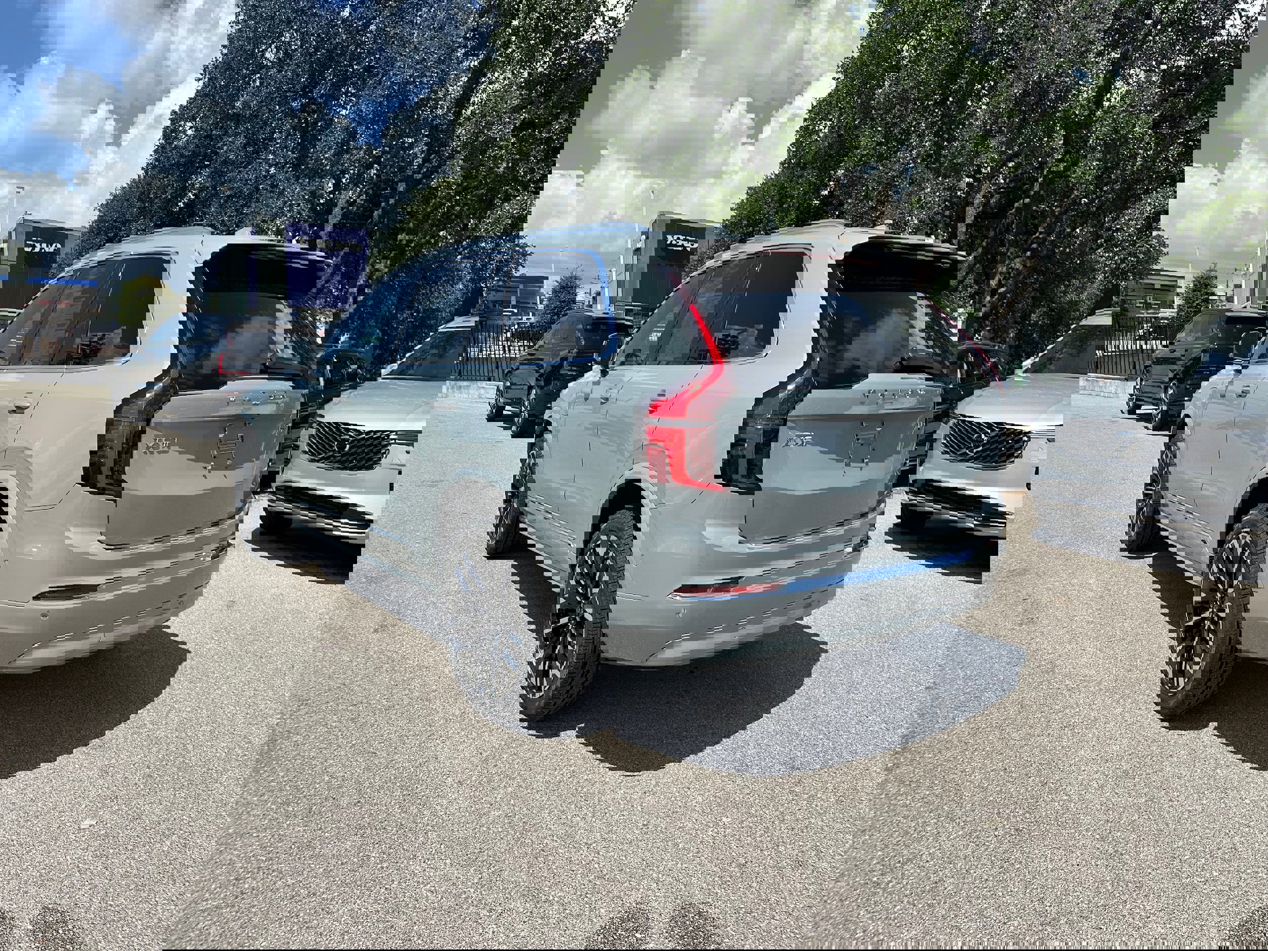 New 2026 Volvo XC90 T8 Plus image 4