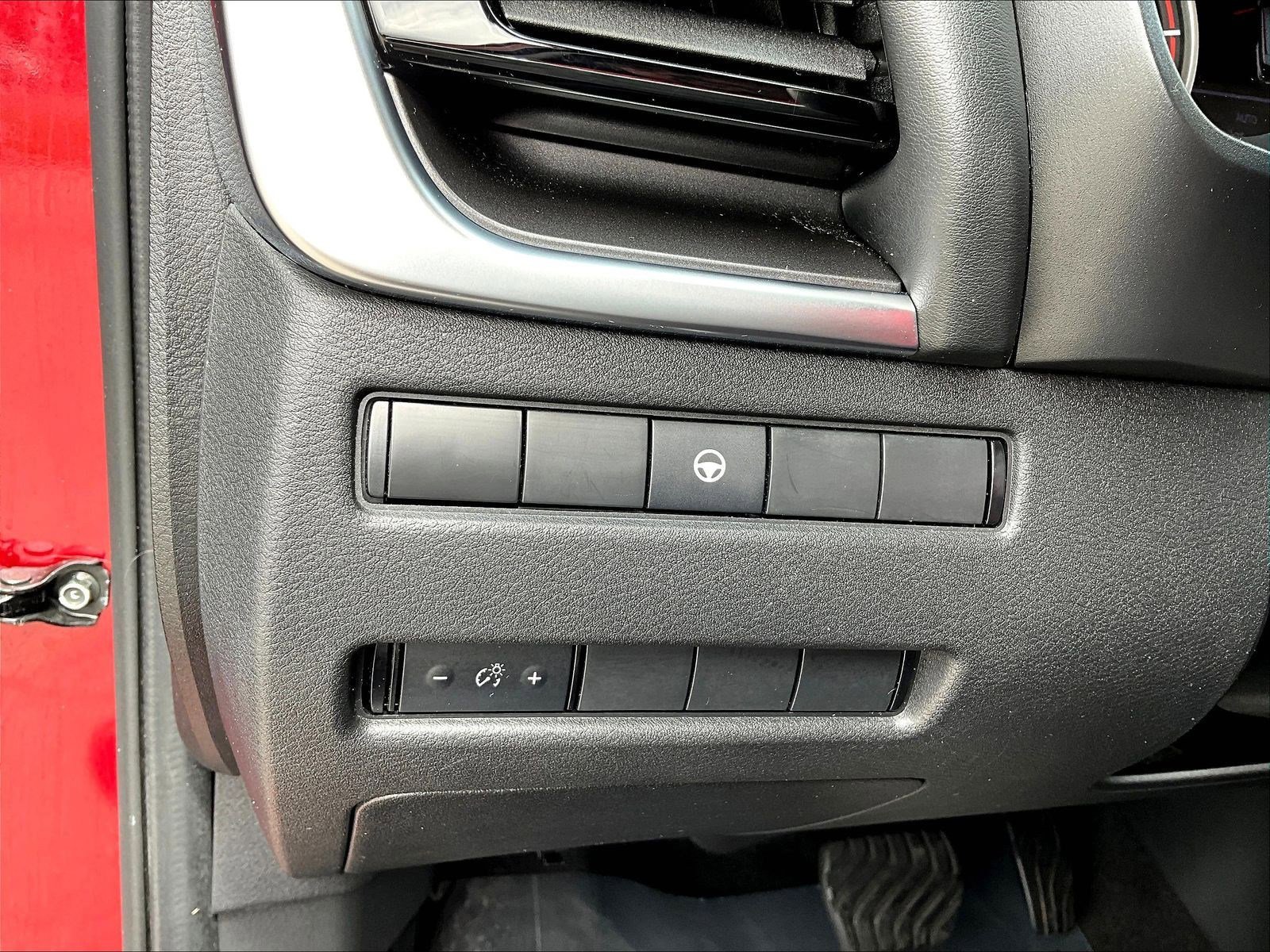 Certified 2022 Nissan Rogue SV AWD/4WD image 37