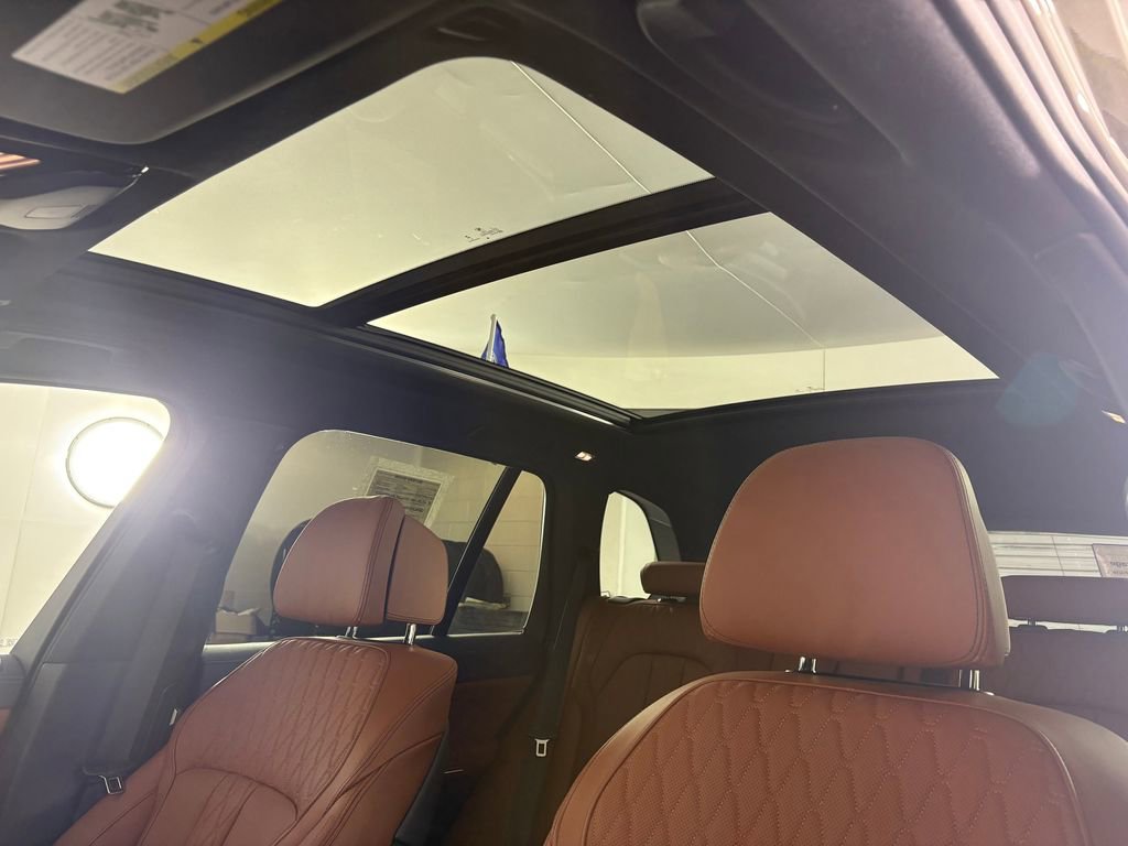 Used 2026 BMW X5 xDrive40i w/ M Sport Package image 39
