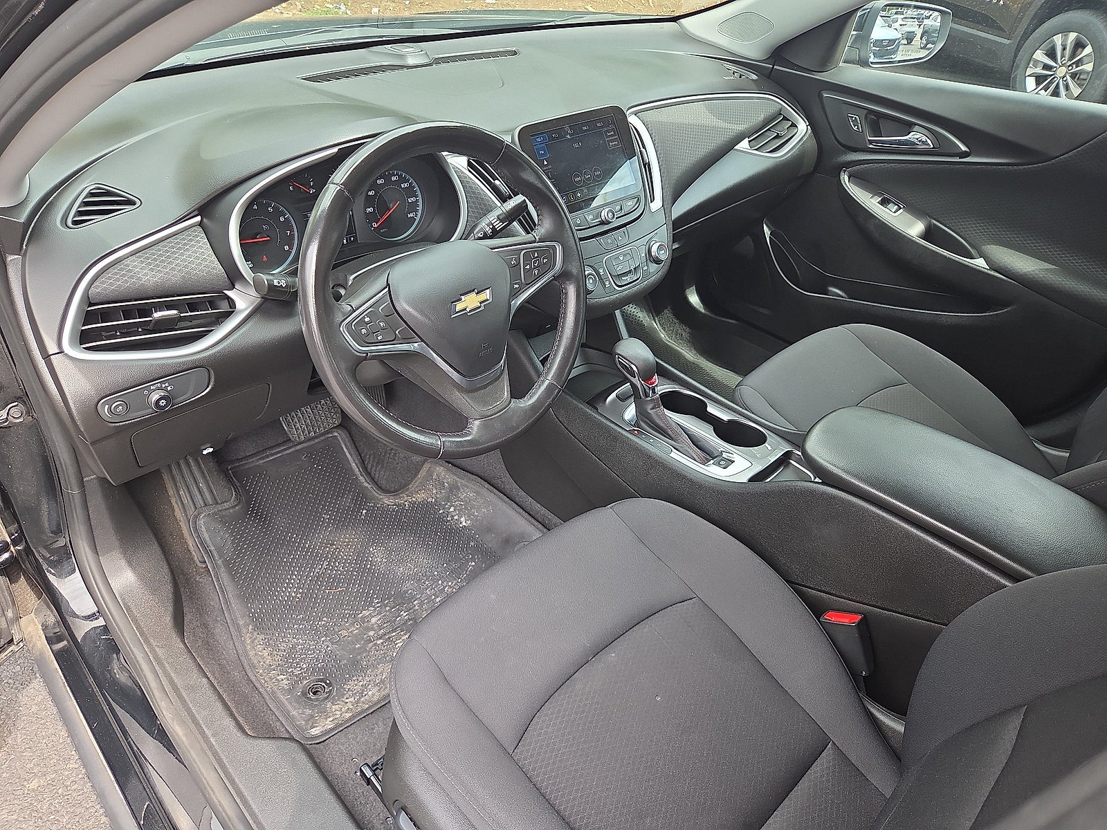 Used 2022 Chevrolet Malibu RS FWD image 15