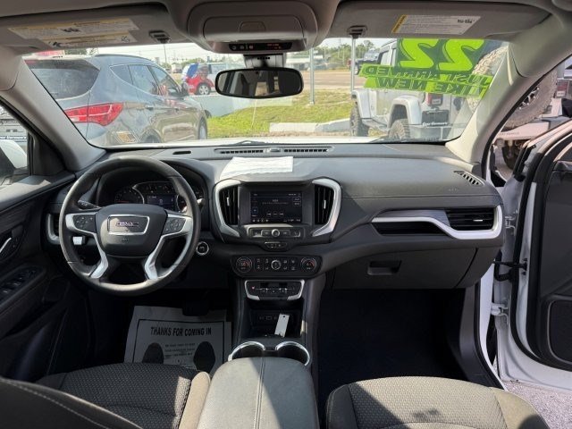 Used 2022 GMC Terrain SLE w/ Driver Convenience Package AWD/4WD image 13