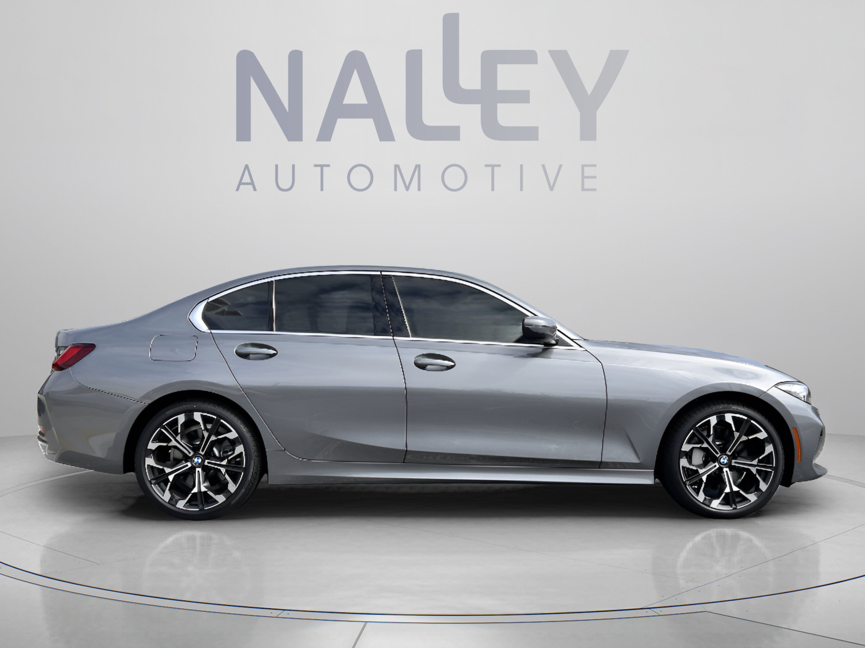 Used 2026 BMW 330i Sedan w/ Premium Package RWD image 5