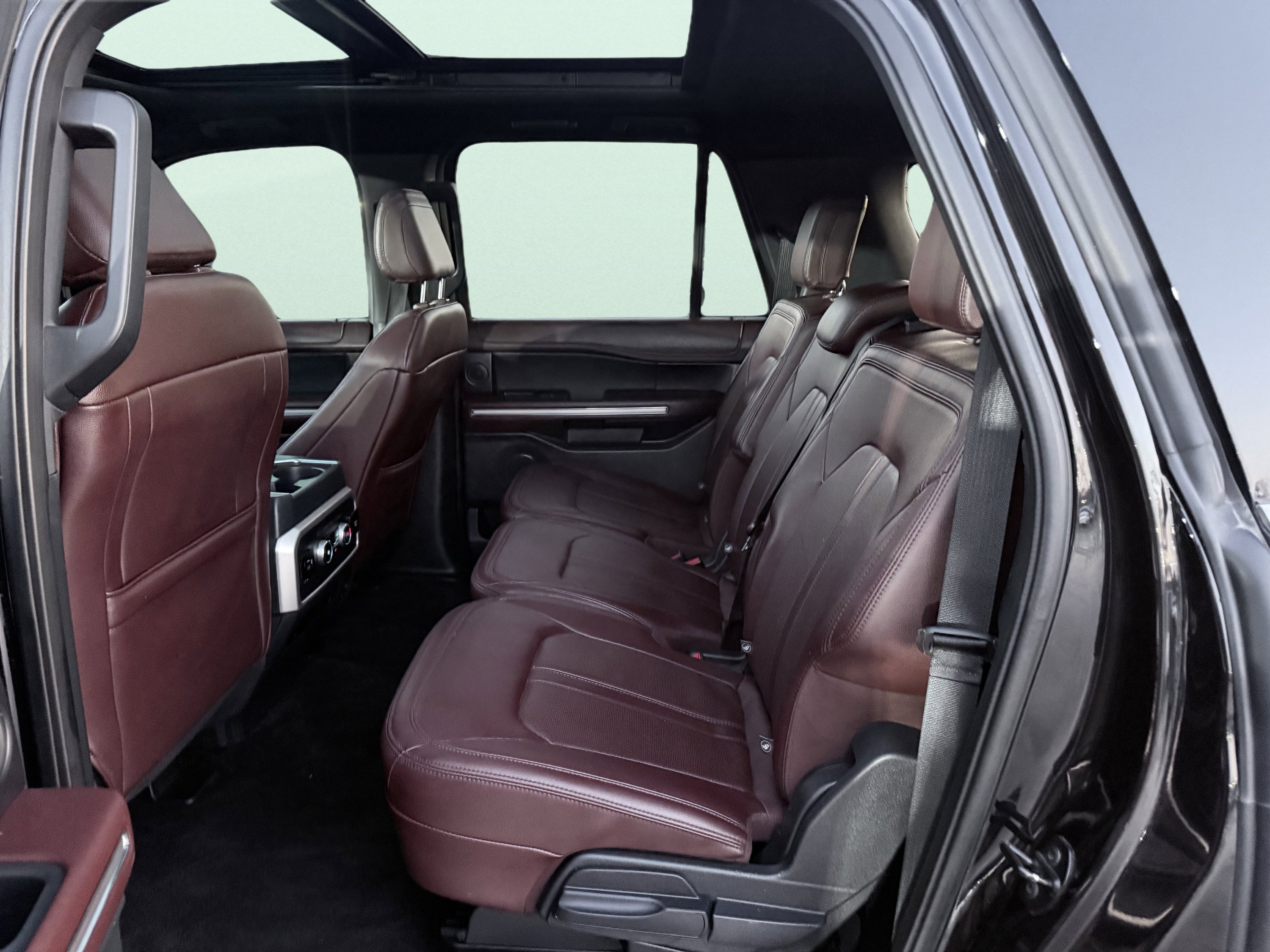 Used 2023 Ford Expedition Max Limited image 34