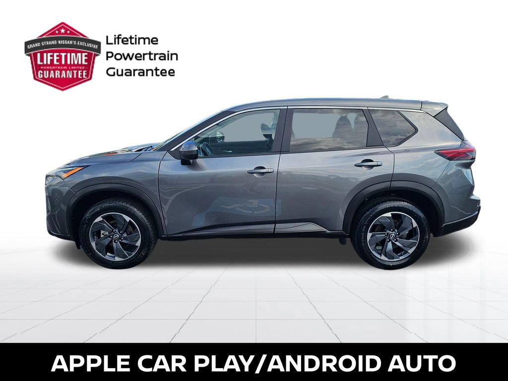 Used 2025 Nissan Rogue SV image 2