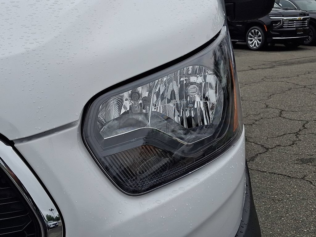 Used 2025 Ford Transit 250 Low Roof w/ Exterior Upgrade Package RWD image 9