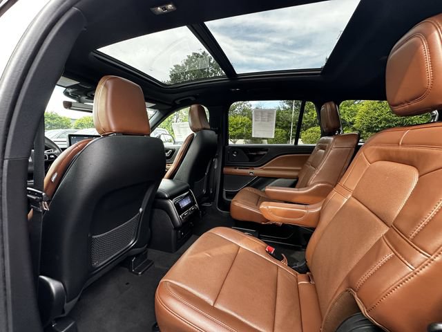 Certified 2024 Lincoln Aviator Reserve w/ Equipment Group 201A AWD/4WD image 18