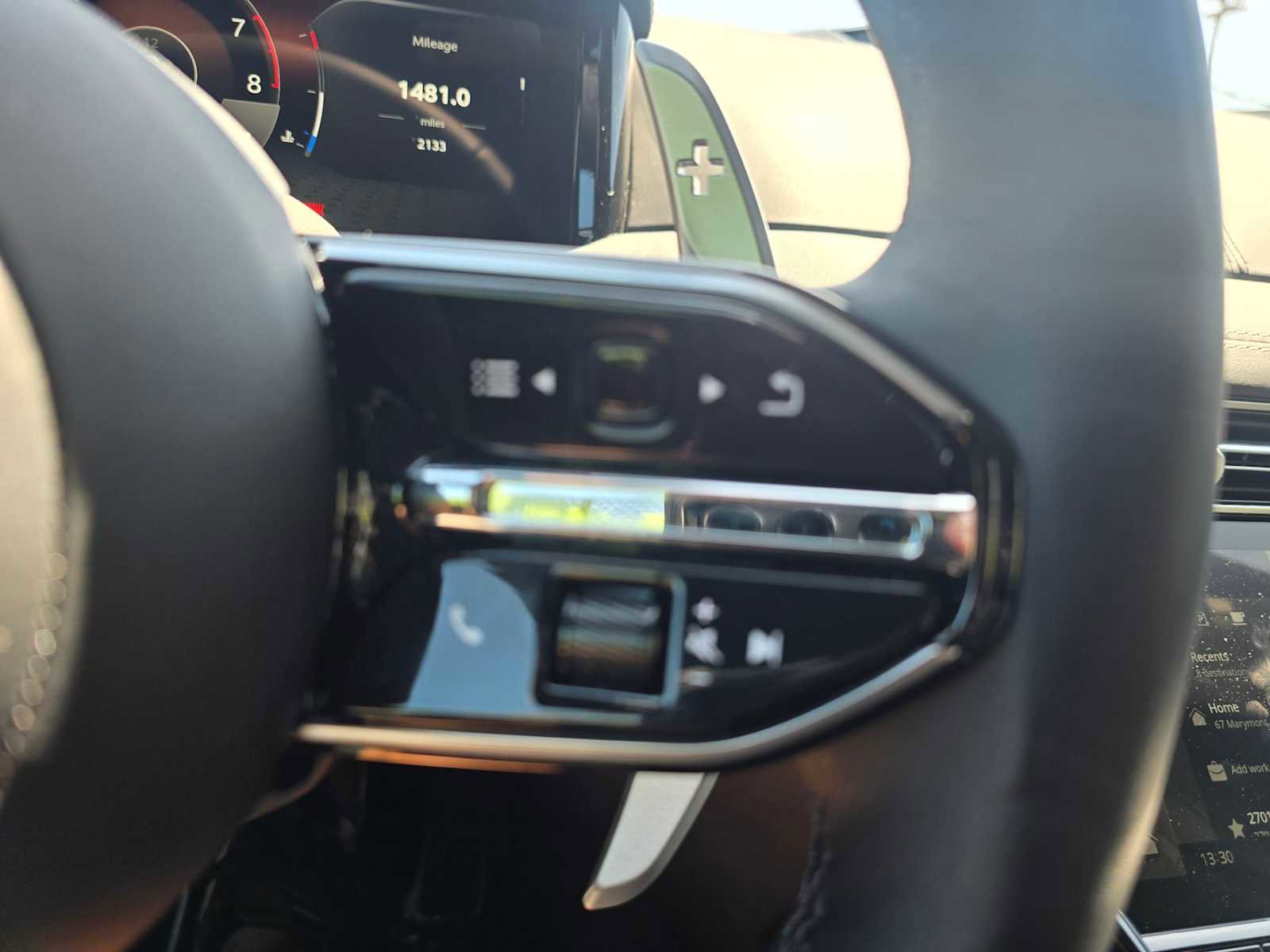 Used 2024 Aston Martin DB12 Coupe image 27