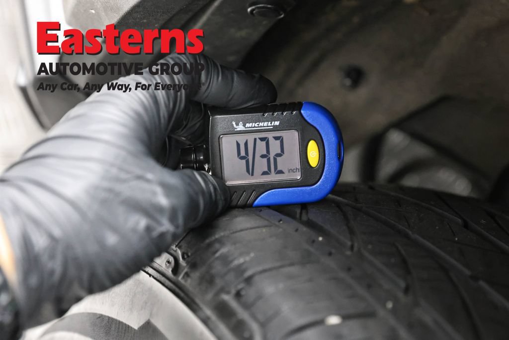 Used 2024 Toyota RAV4 XLE AWD/4WD image 25