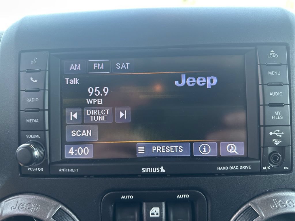 Used 2018 Jeep Wrangler Unlimited Sport S AWD/4WD image 25