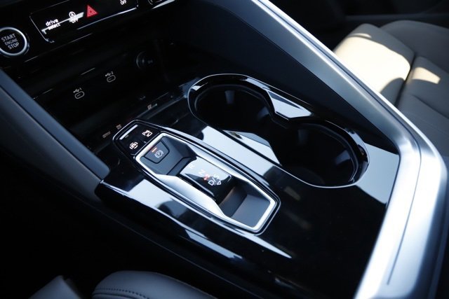 New 2025 Audi Q5 Premium Plus image 28