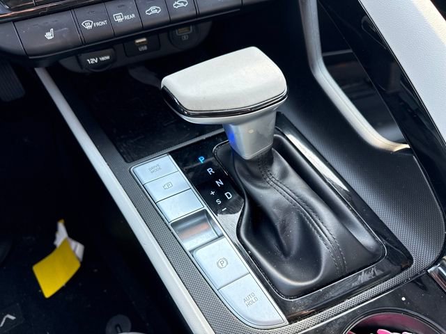 Used 2021 Hyundai Elantra Limited image 34