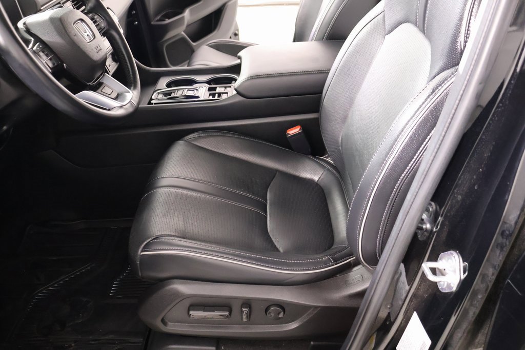 Used 2023 Honda Pilot Elite image 12