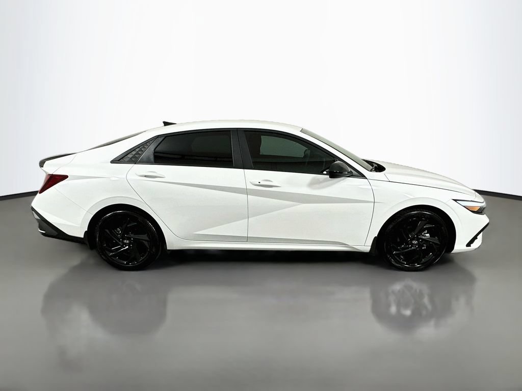 Certified 2026 Hyundai Elantra Sport FWD image 4